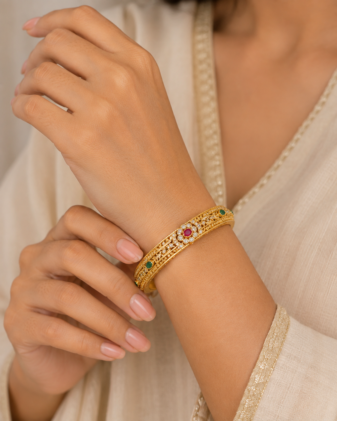 Queen Bangle